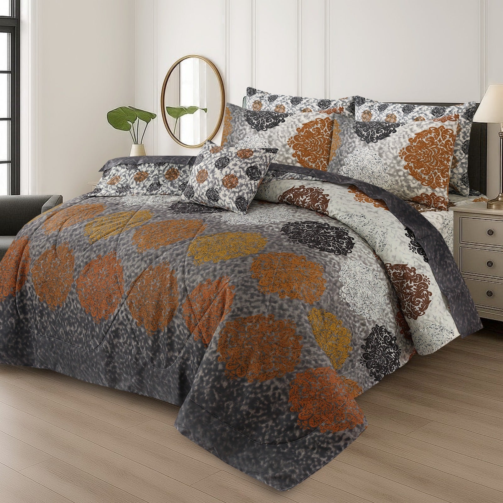 7 pcs premium quality  Comforter sets n-17