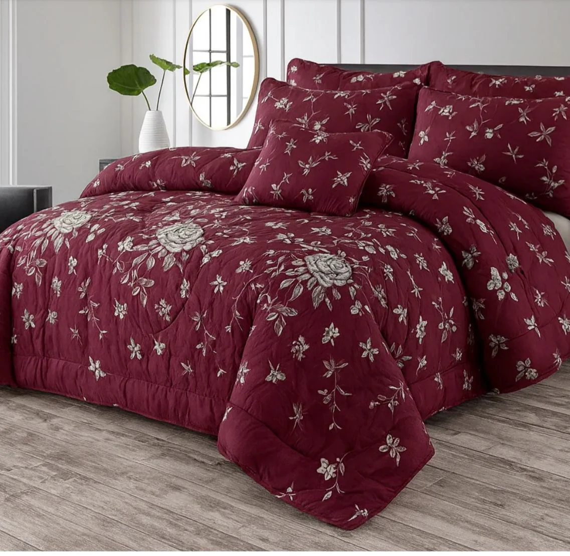 Maroon Embroidered Floral Winter Razai Set